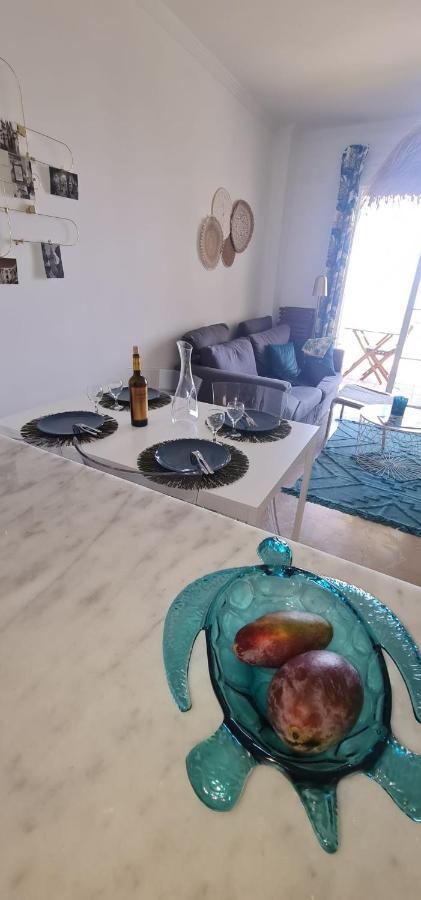 Small Oasis - Appartement 6 Personnes Манилва Экстерьер фото